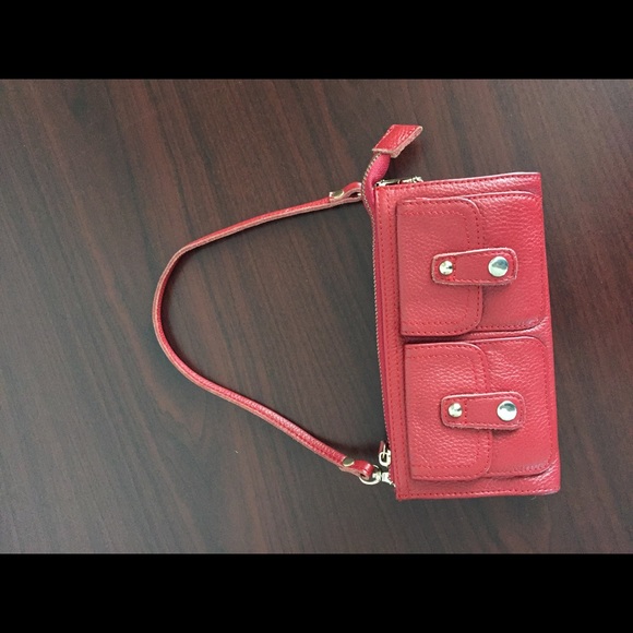 SOLD*Red leather crossbody bag - Picture 12 of 14